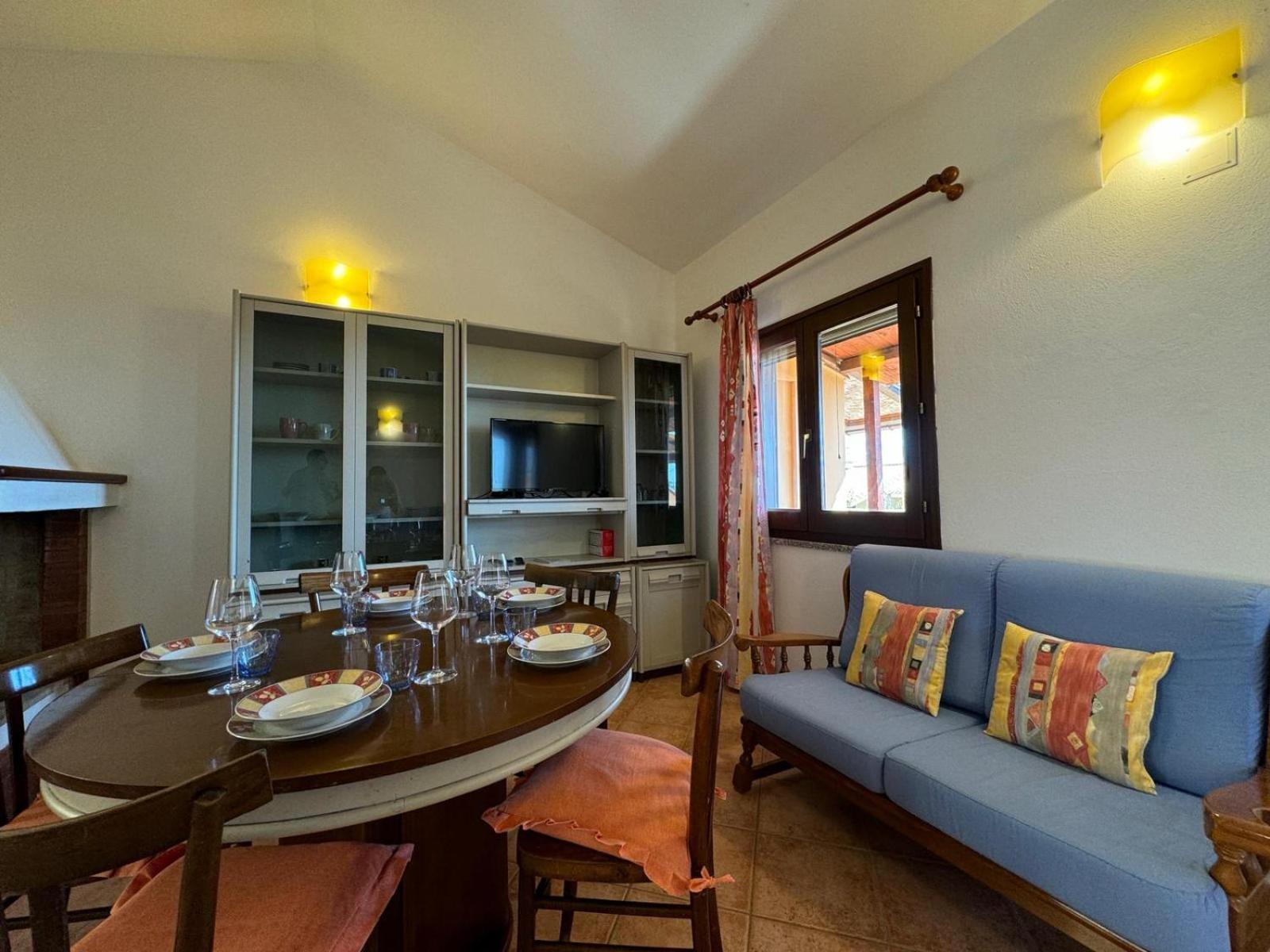 Orizzonte Blu Villa Funtana Meiga Екстериор снимка