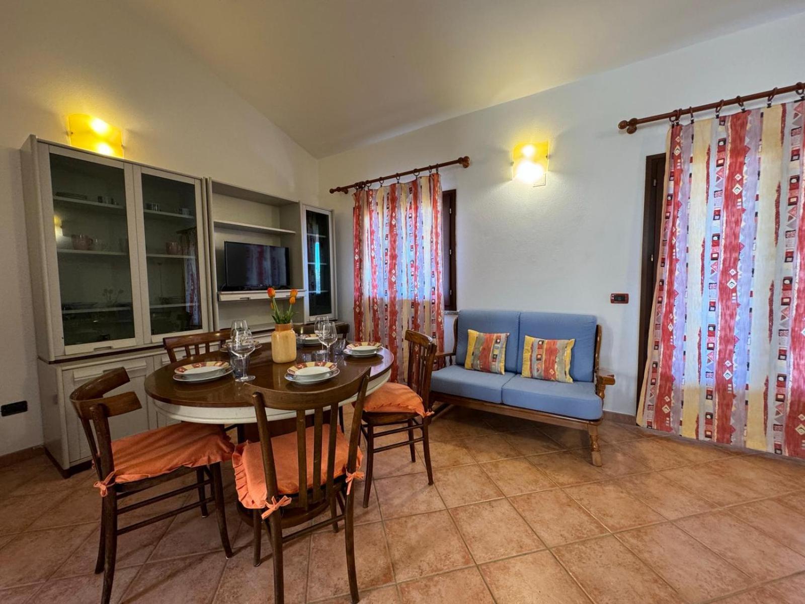 Orizzonte Blu Villa Funtana Meiga Екстериор снимка