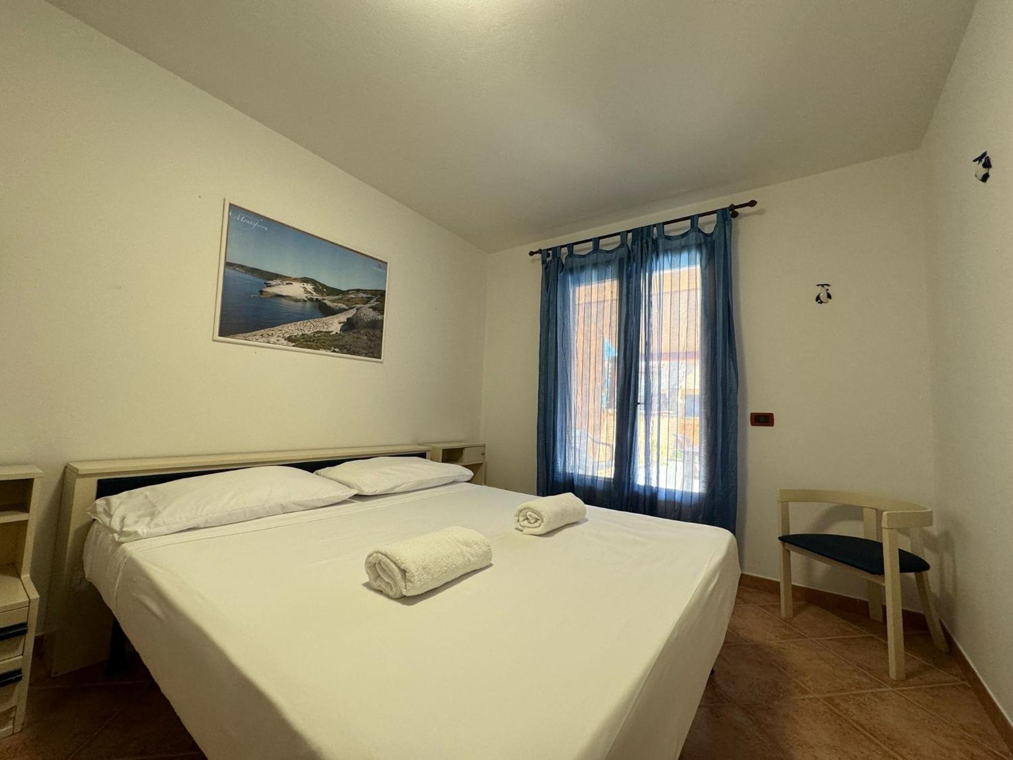 Orizzonte Blu Villa Funtana Meiga Екстериор снимка