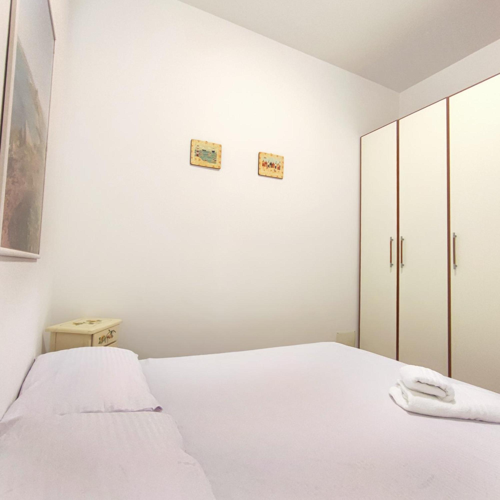 Orizzonte Blu Villa Funtana Meiga Екстериор снимка